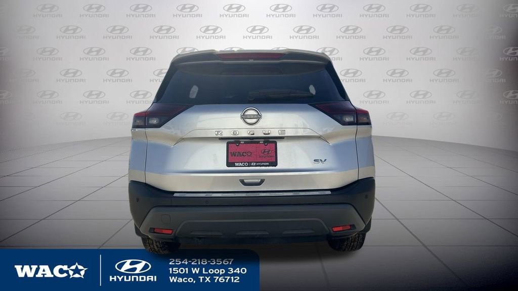 Used 2023 Nissan Rogue SV image 11