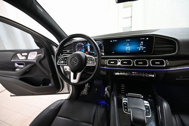 Used 2020 Mercedes-Benz GLS 450 4MATIC image 29