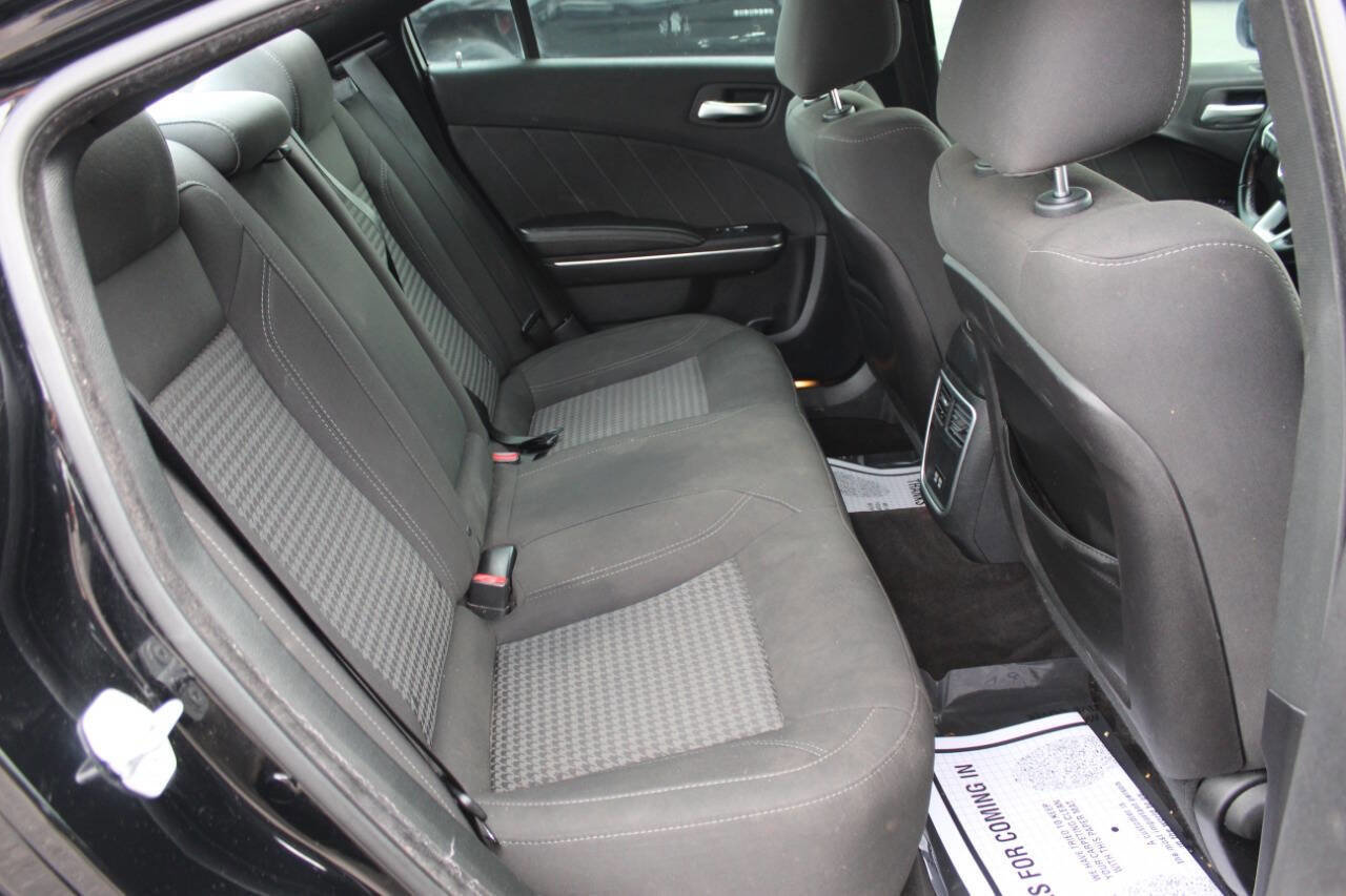 Used 2018 Dodge Charger SXT Plus image 10