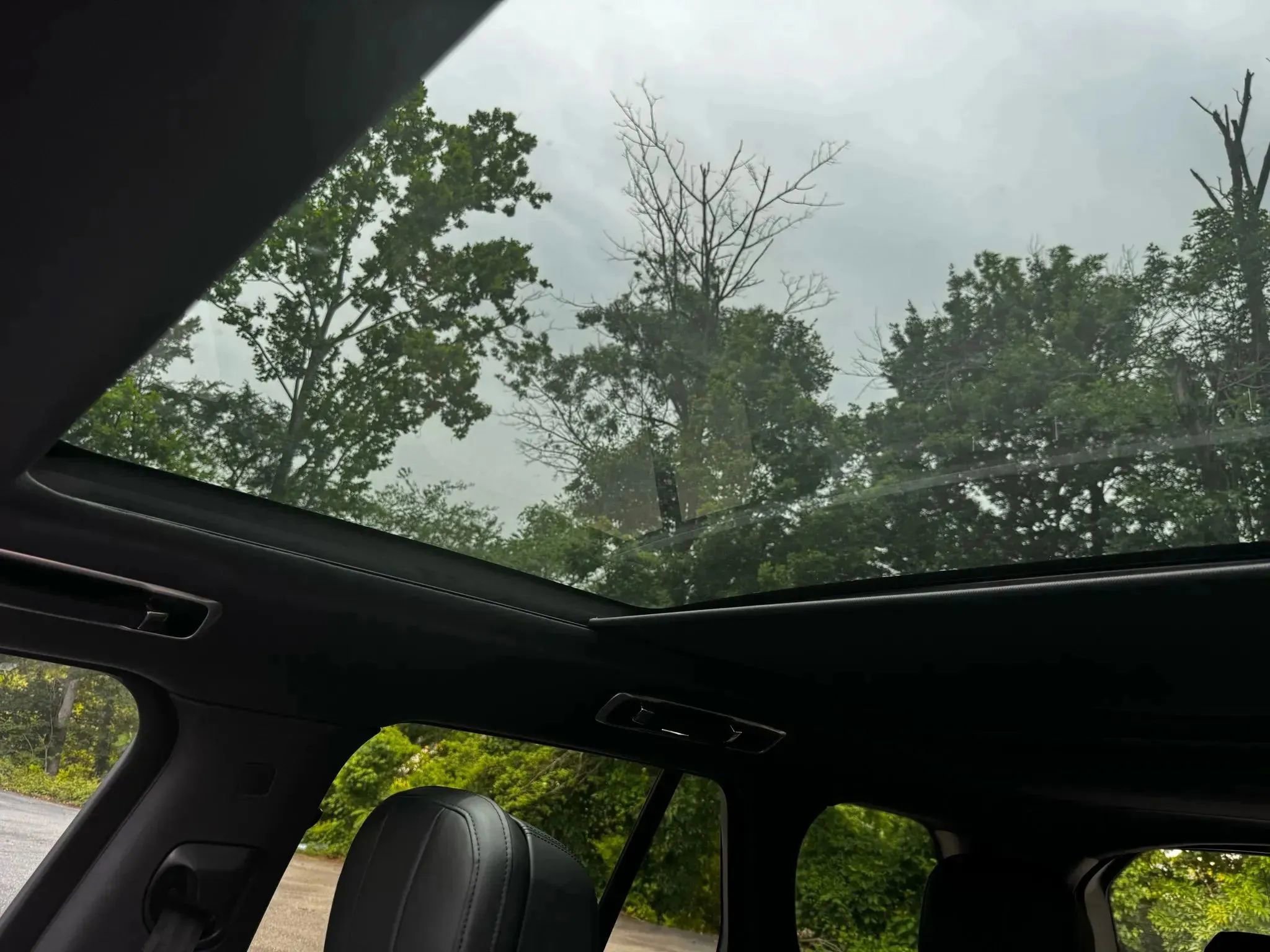 Used 2023 Land Rover Range Rover SE image 23