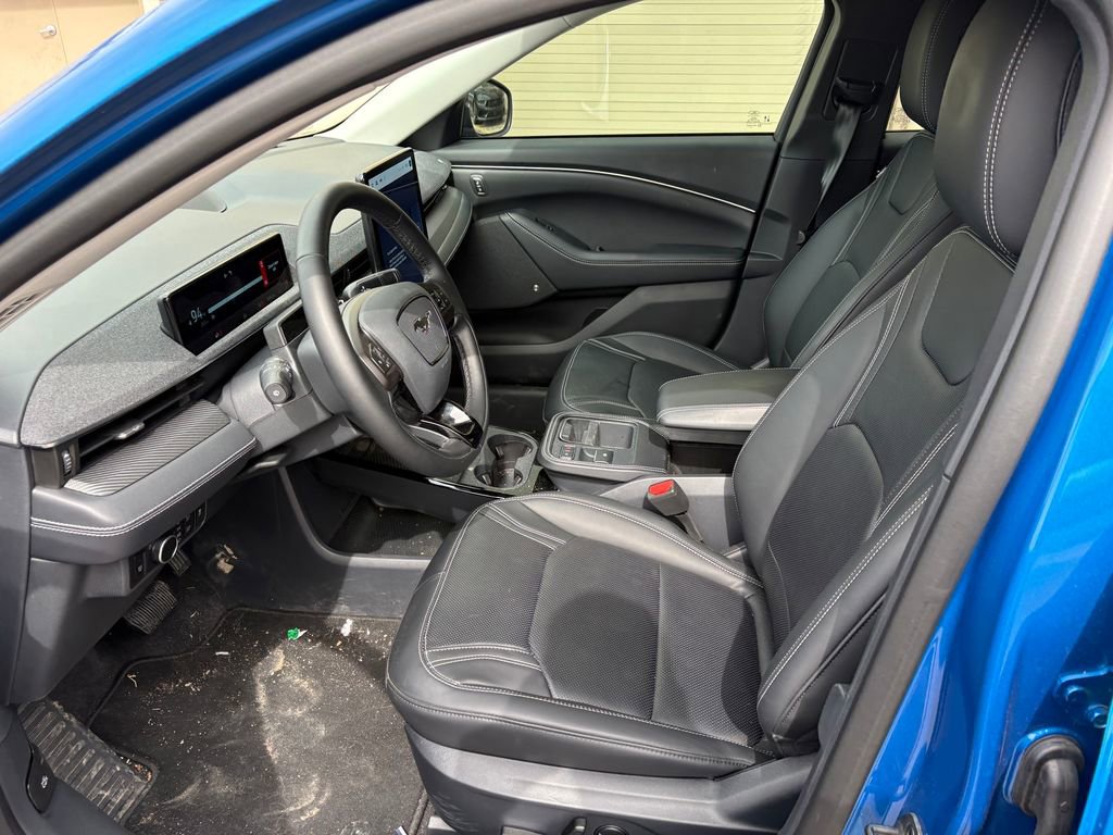 Certified 2025 Ford Mustang Mach-E Premium AWD/4WD image 18