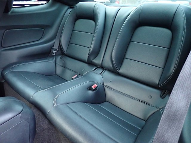 Used 2015 Ford Mustang GT Premium image 17