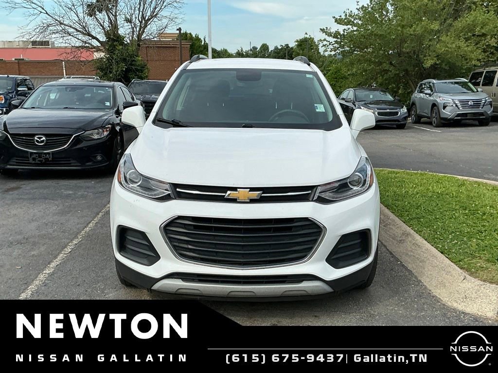 Used 2018 Chevrolet Trax LT FWD image 3