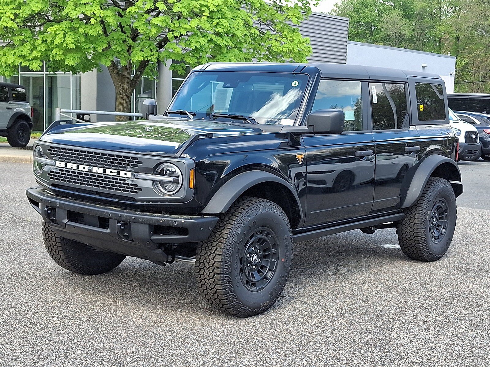 New 2026 Ford Bronco Badlands AWD/4WD image 3