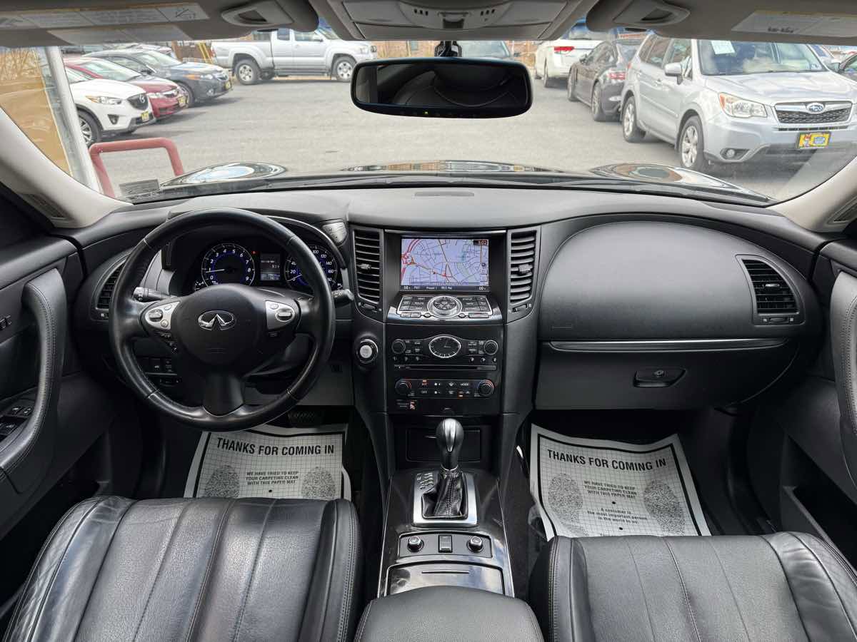 Used 2015 INFINITI QX70 AWD w/ Premium Package image 13