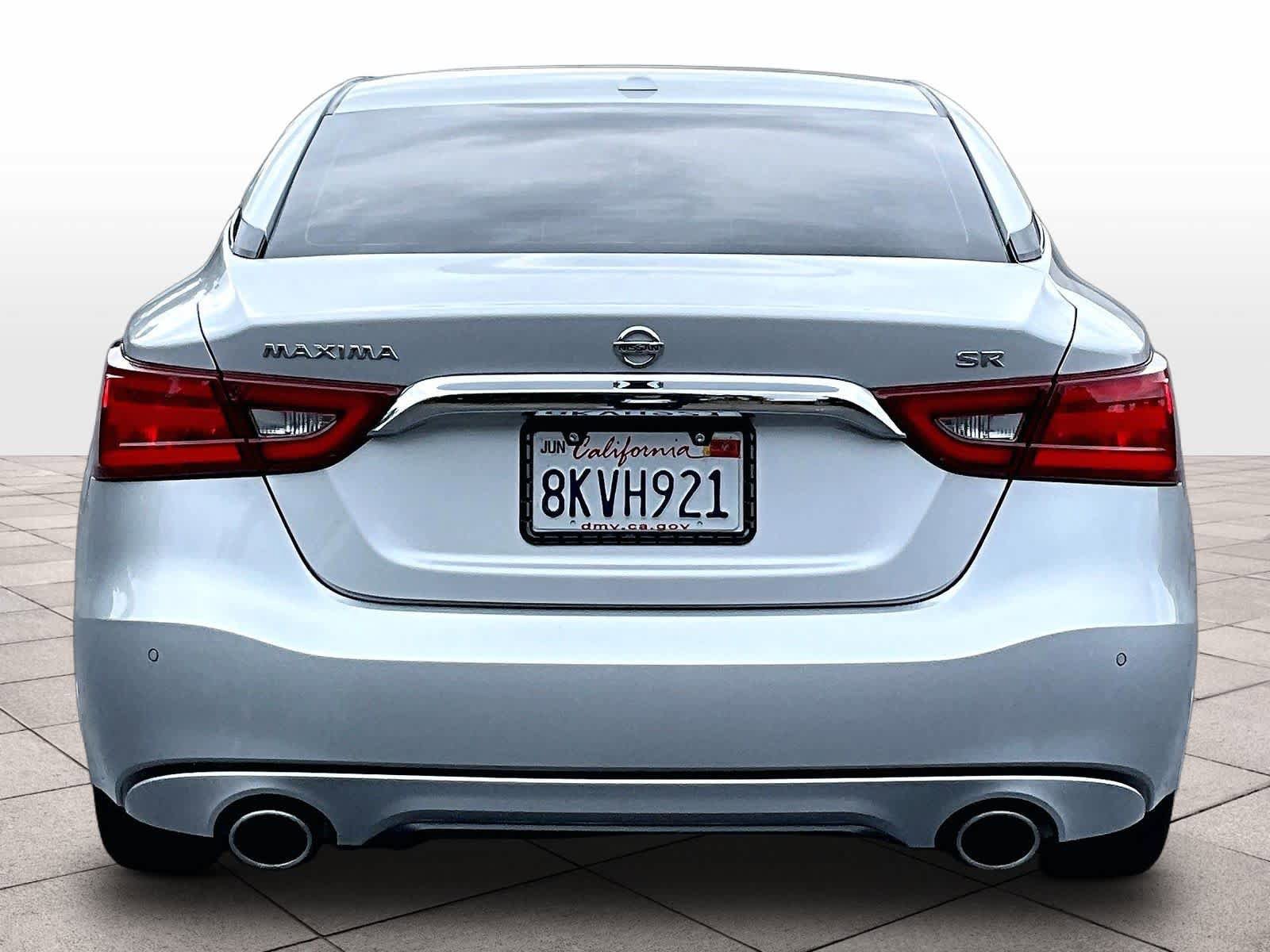 Used 2018 Nissan Maxima SR FWD image 7