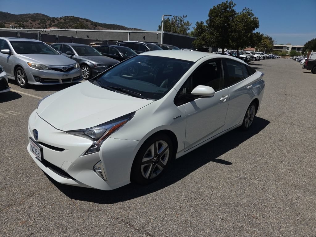 Certified 2016 Toyota Prius Three Touring FWD image 1