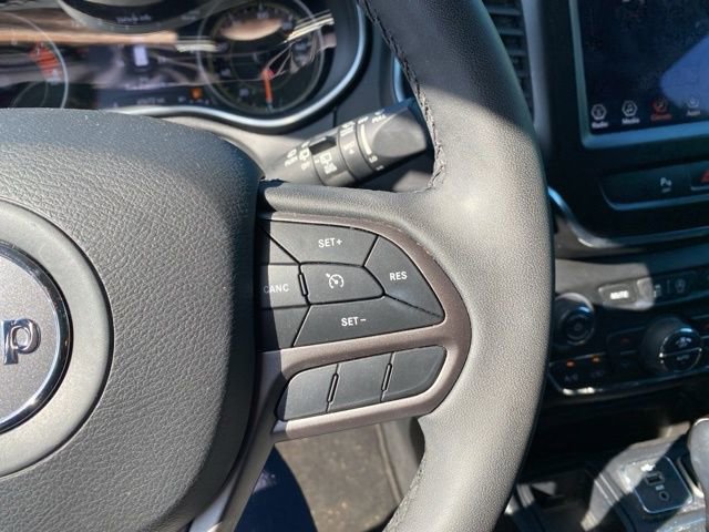 Used 2022 Jeep Cherokee Latitude Lux FWD image 17