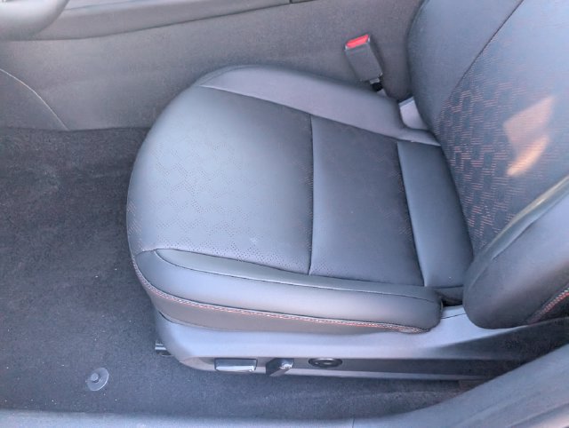 New 2027 Nissan Sentra SR w/ SR Premium Package FWD image 19
