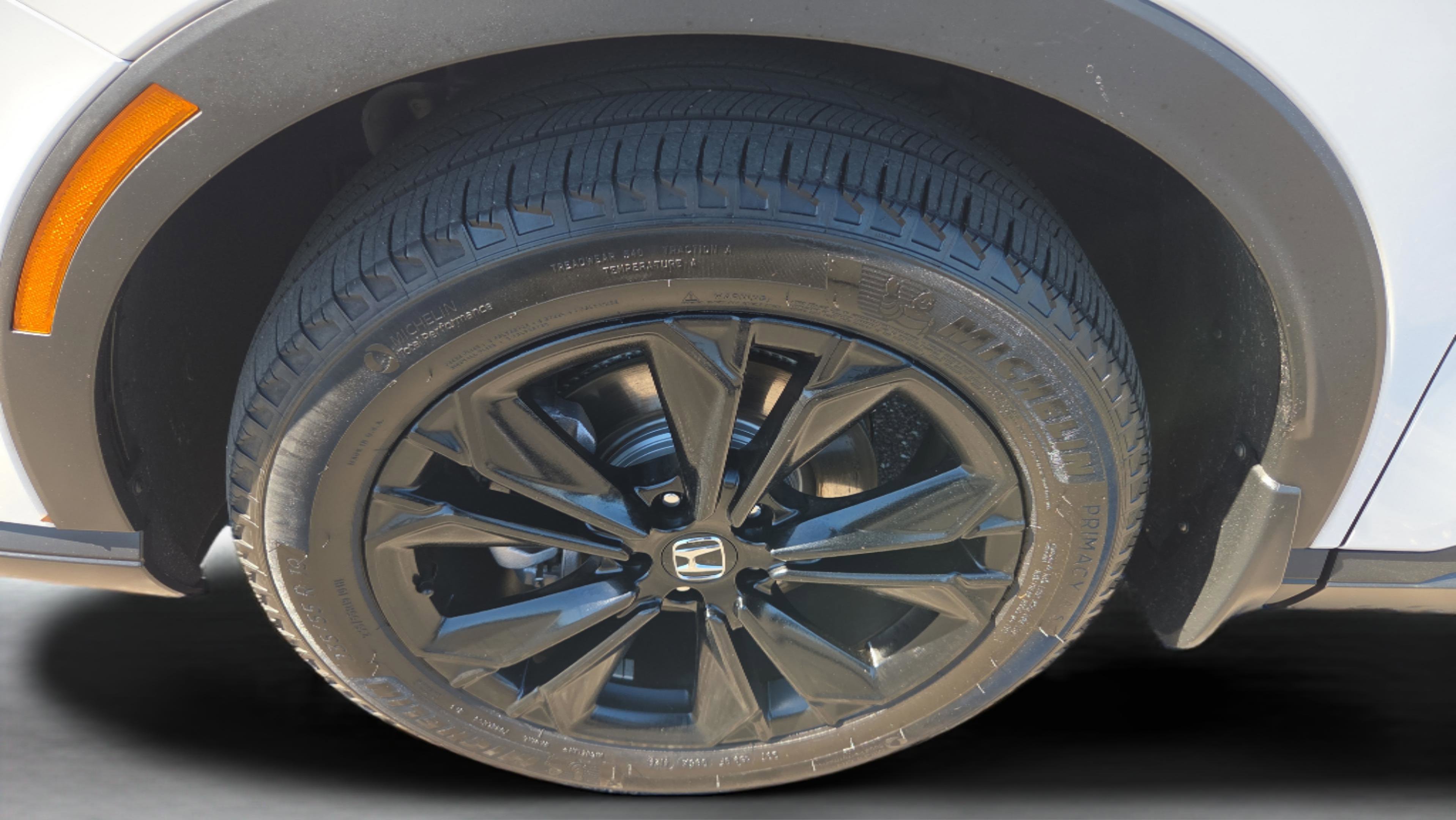 Certified 2025 Honda CR-V Sport Touring image 10