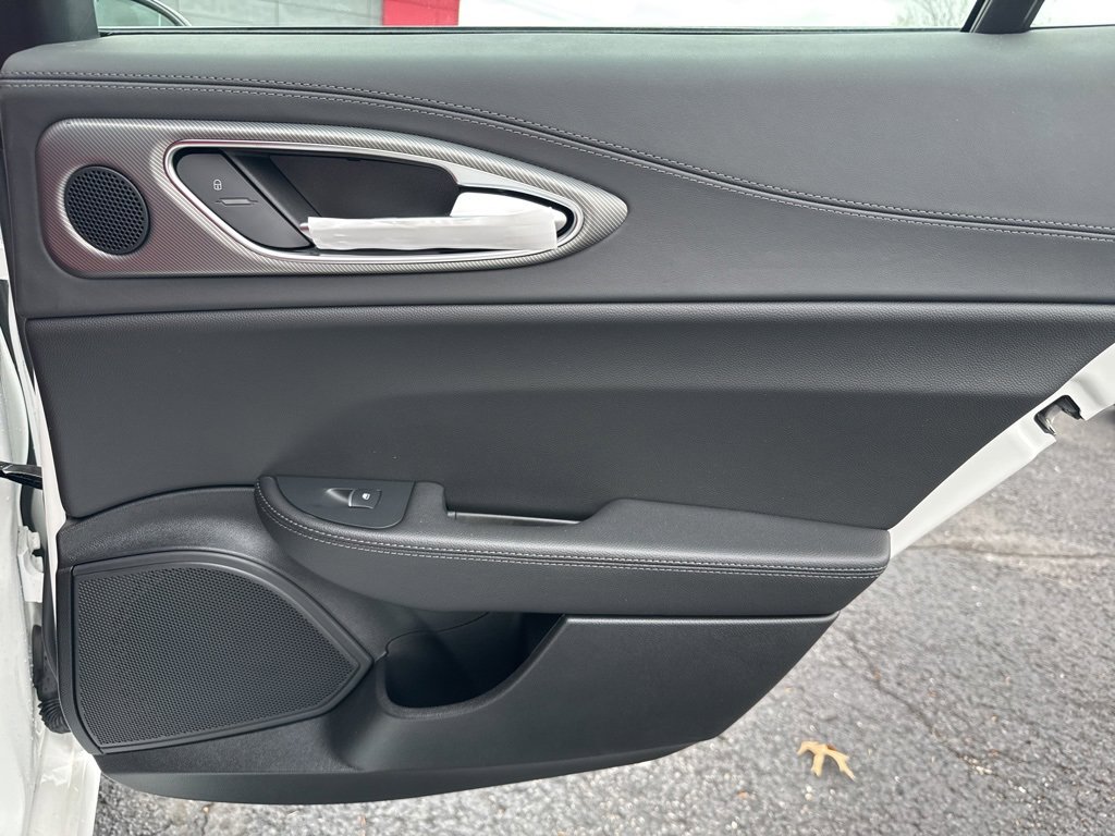 New 2025 Alfa Romeo Giulia AWD image 20