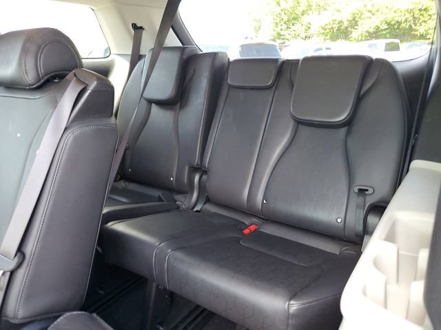 Used 2024 Kia Carnival LX FWD image 28