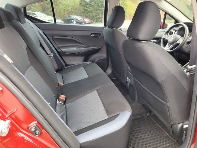 Used 2025 Nissan Versa SV w/ Trunk Package image 17