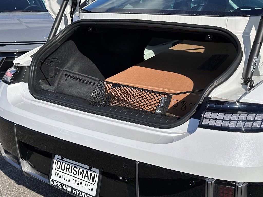 New 2024 Hyundai Ioniq 6 SEL image 8