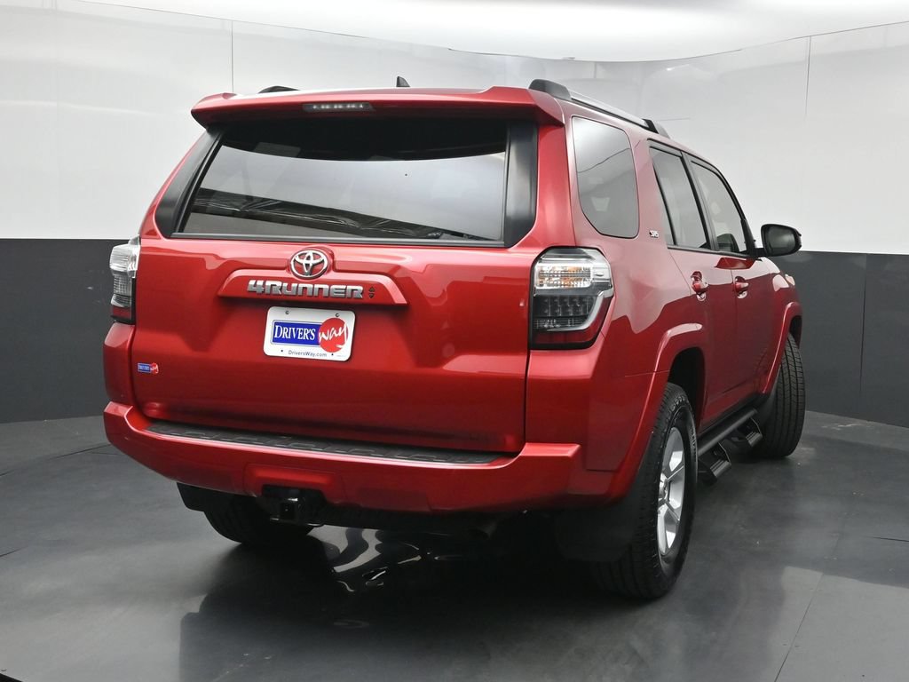 Used 2022 Toyota 4Runner SR5 RWD image 40