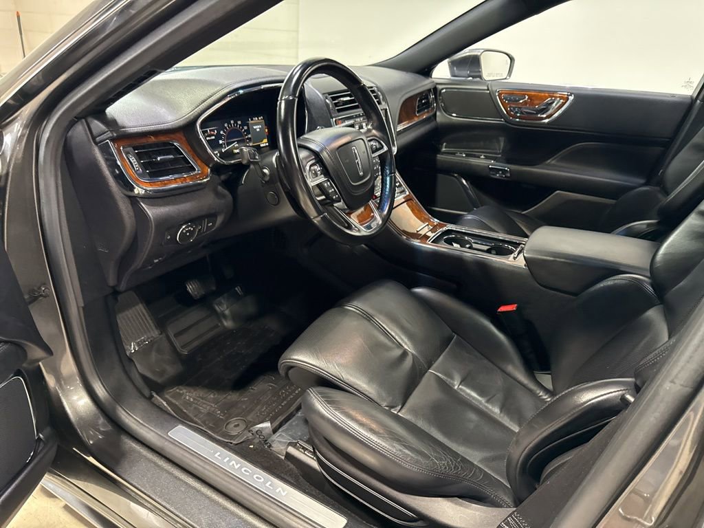 Used 2017 Lincoln Continental Reserve AWD/4WD image 29