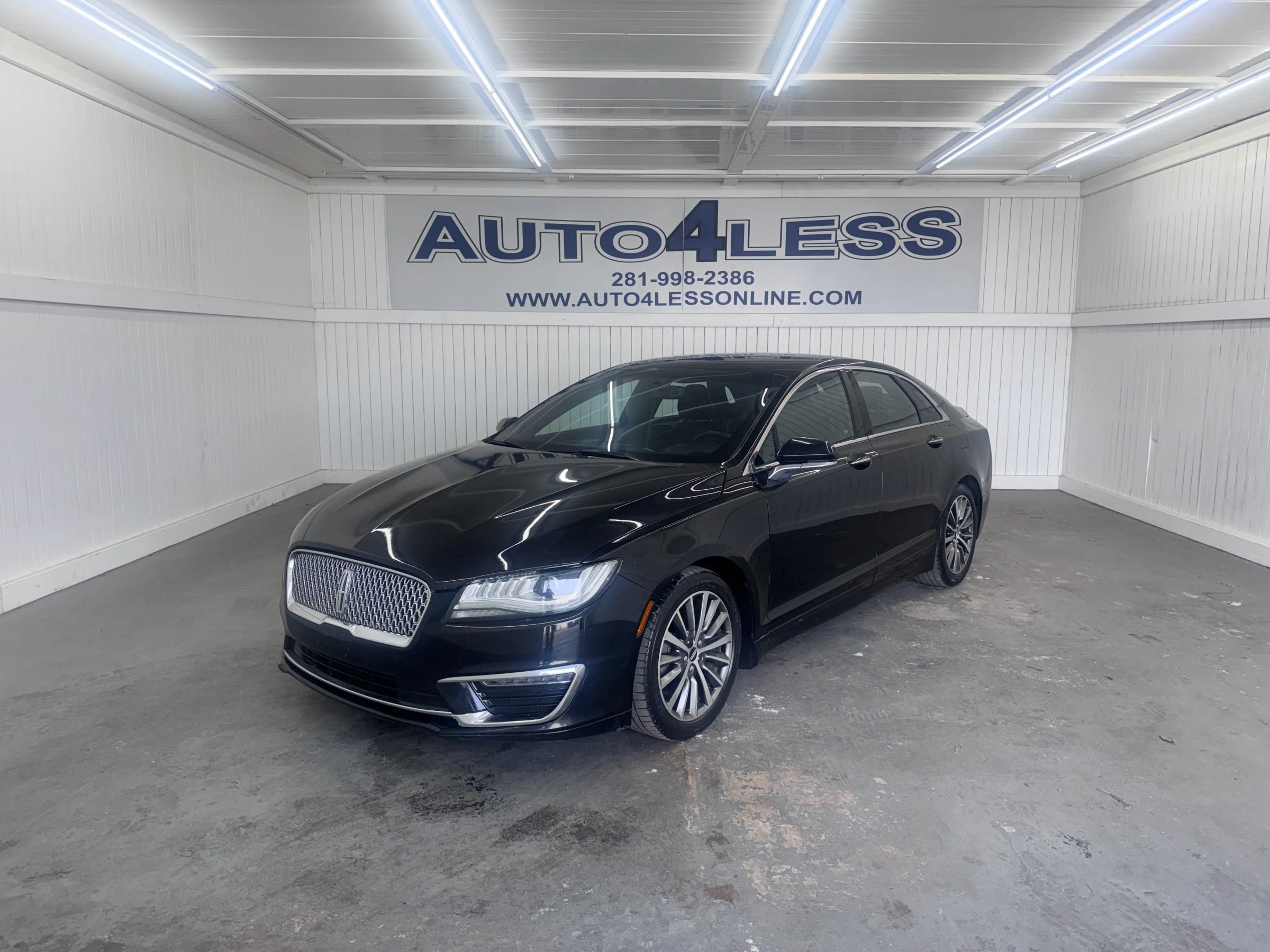 Used 2017 Lincoln MKZ Premiere FWD video 1