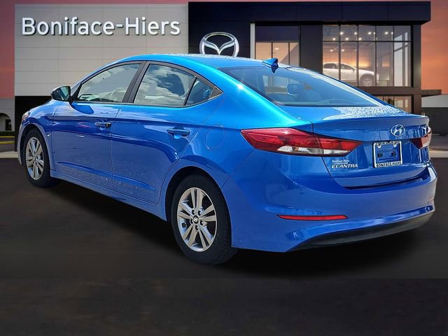 Used 2017 Hyundai Elantra SE image 3