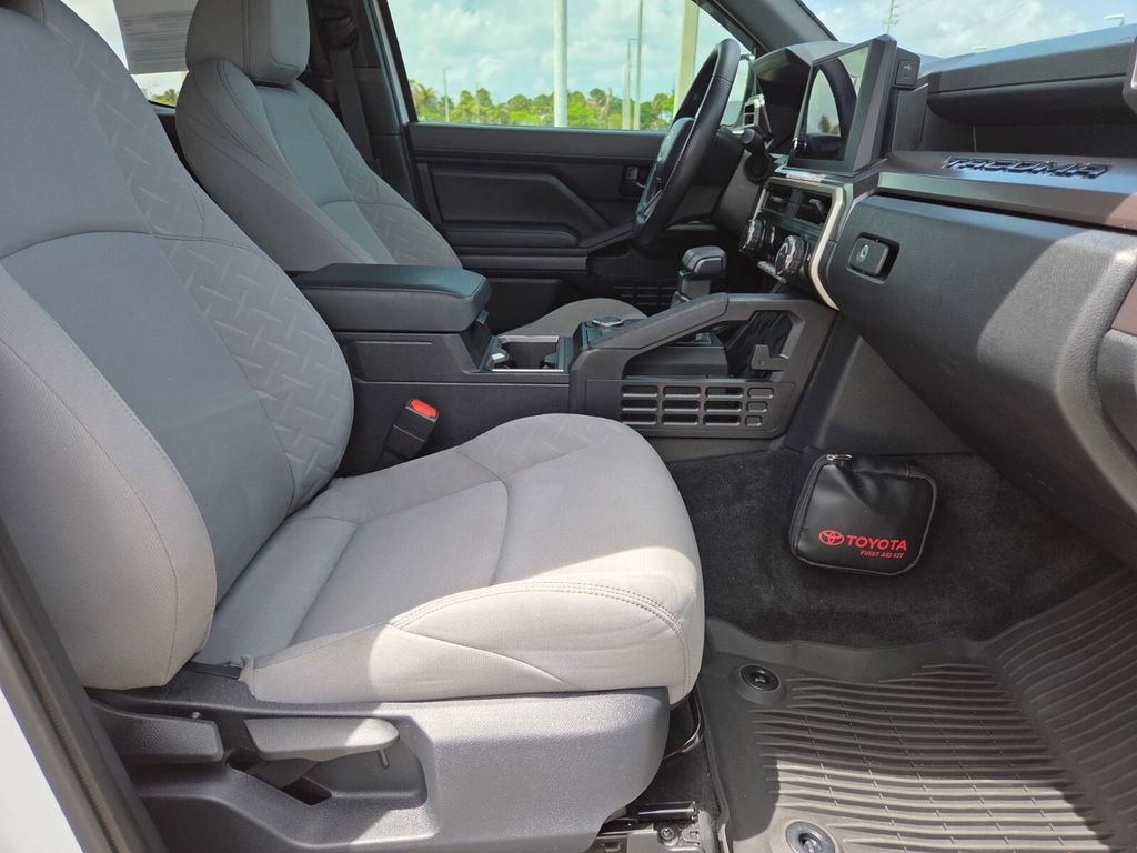 Used 2024 Toyota Tacoma SR5 RWD image 10