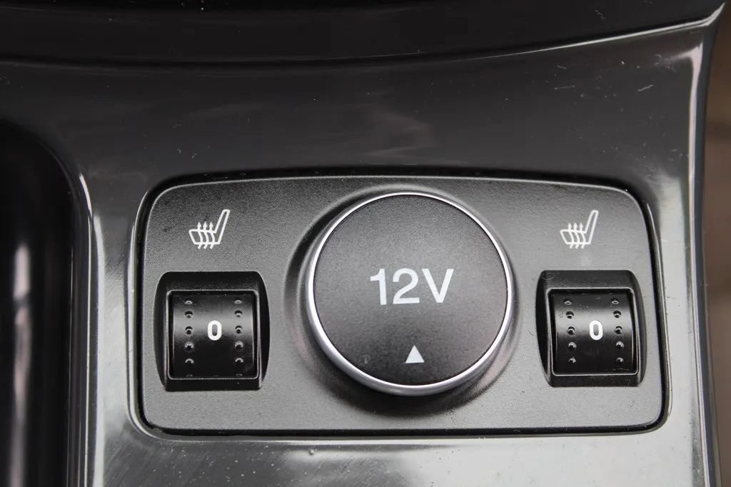 Used 2014 Ford Escape Titanium FWD image 18