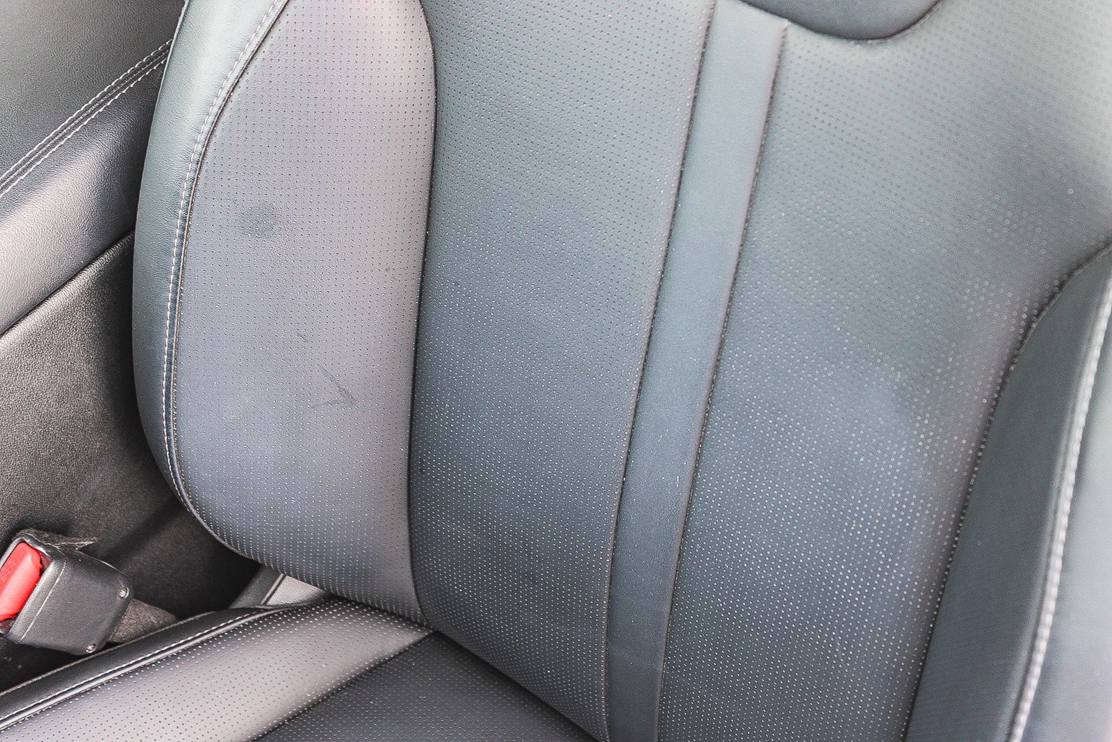 Used 2025 Kia Sorento EX AWD/4WD image 23