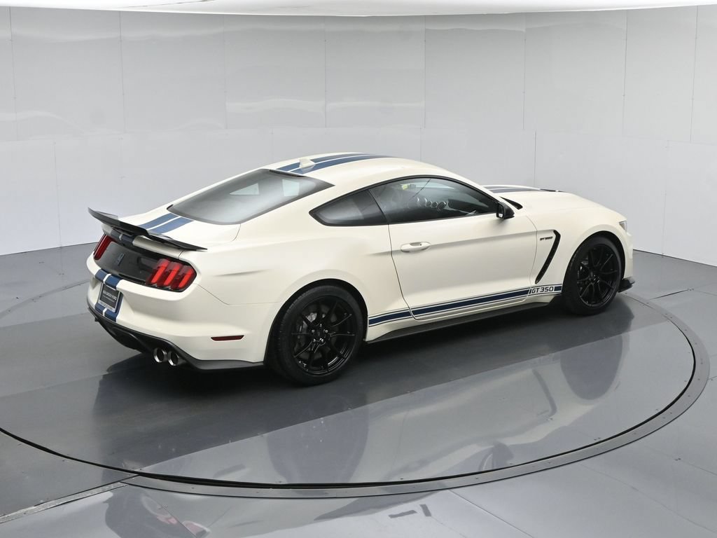 Used 2020 Ford Mustang Shelby GT350 w/ Technology Package RWD image 39