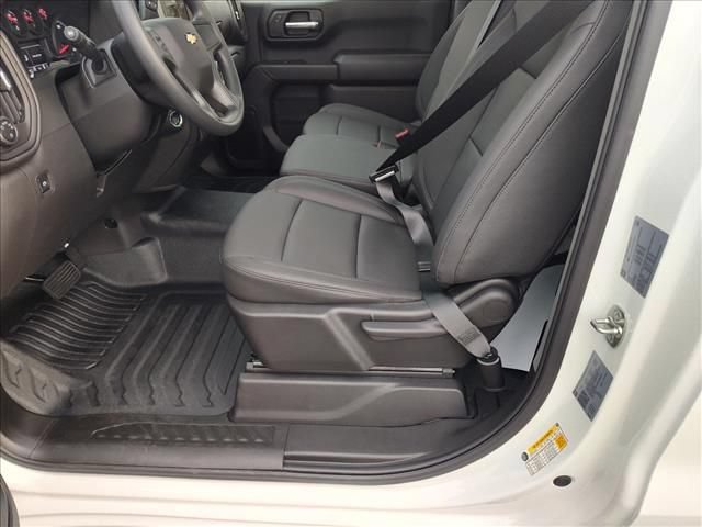 Used 2025 Chevrolet Silverado 1500 W/T w/ Trailering Package AWD/4WD image 12