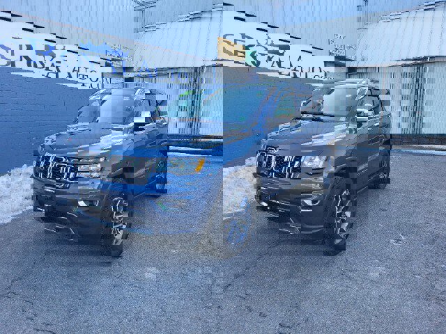 Used 2021 Jeep Grand Cherokee Limited image 2