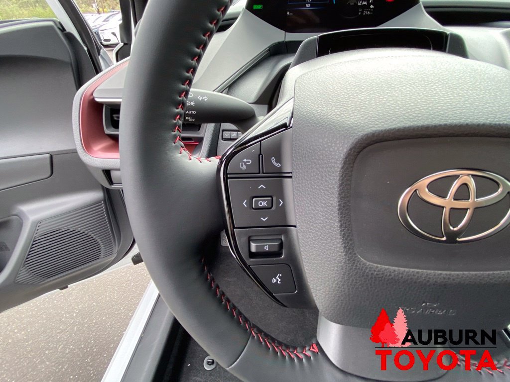 New 2027 Toyota Prius Plug-In Hybrid FWD image 32
