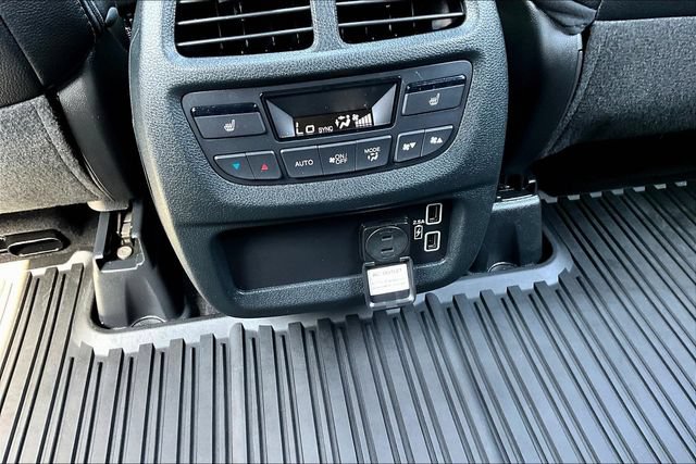 Used 2023 Honda Passport Elite image 16