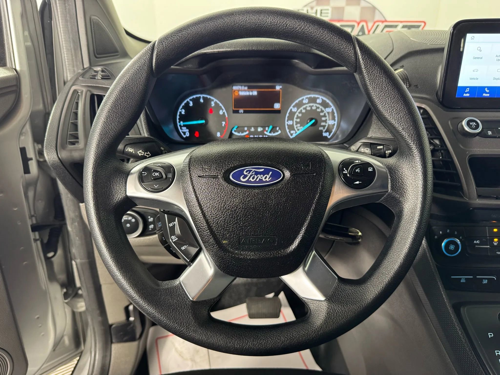 Used 2022 Ford Transit Connect XLT image 12