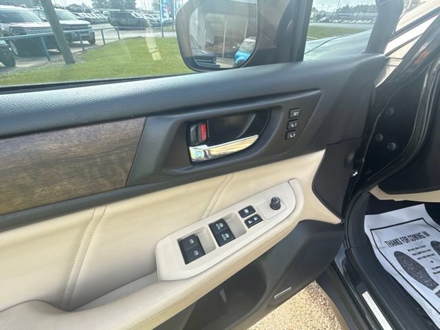 Used 2018 Subaru Outback 2.5i Limited AWD/4WD image 12