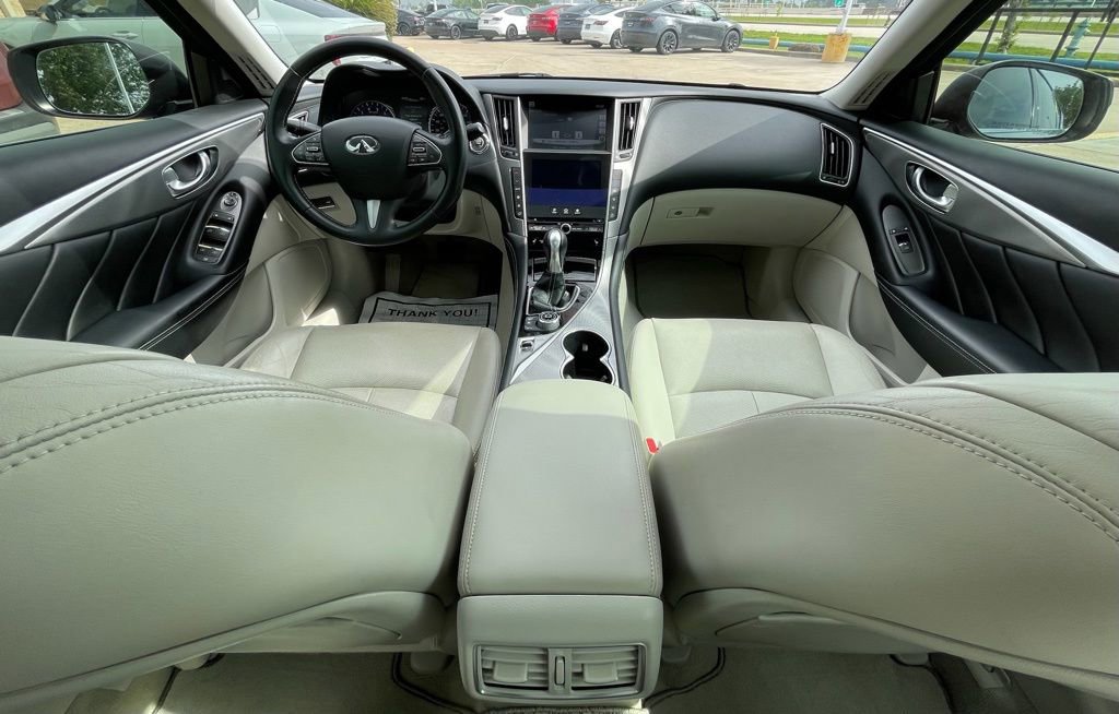 Used 2015 INFINITI Q50 Premium w/ Navigation Package RWD image 30