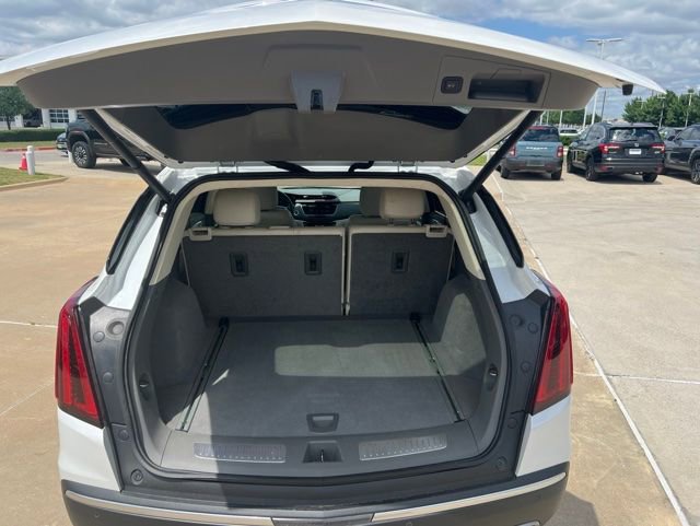 Used 2024 Cadillac XT5 Premium Luxury FWD image 8