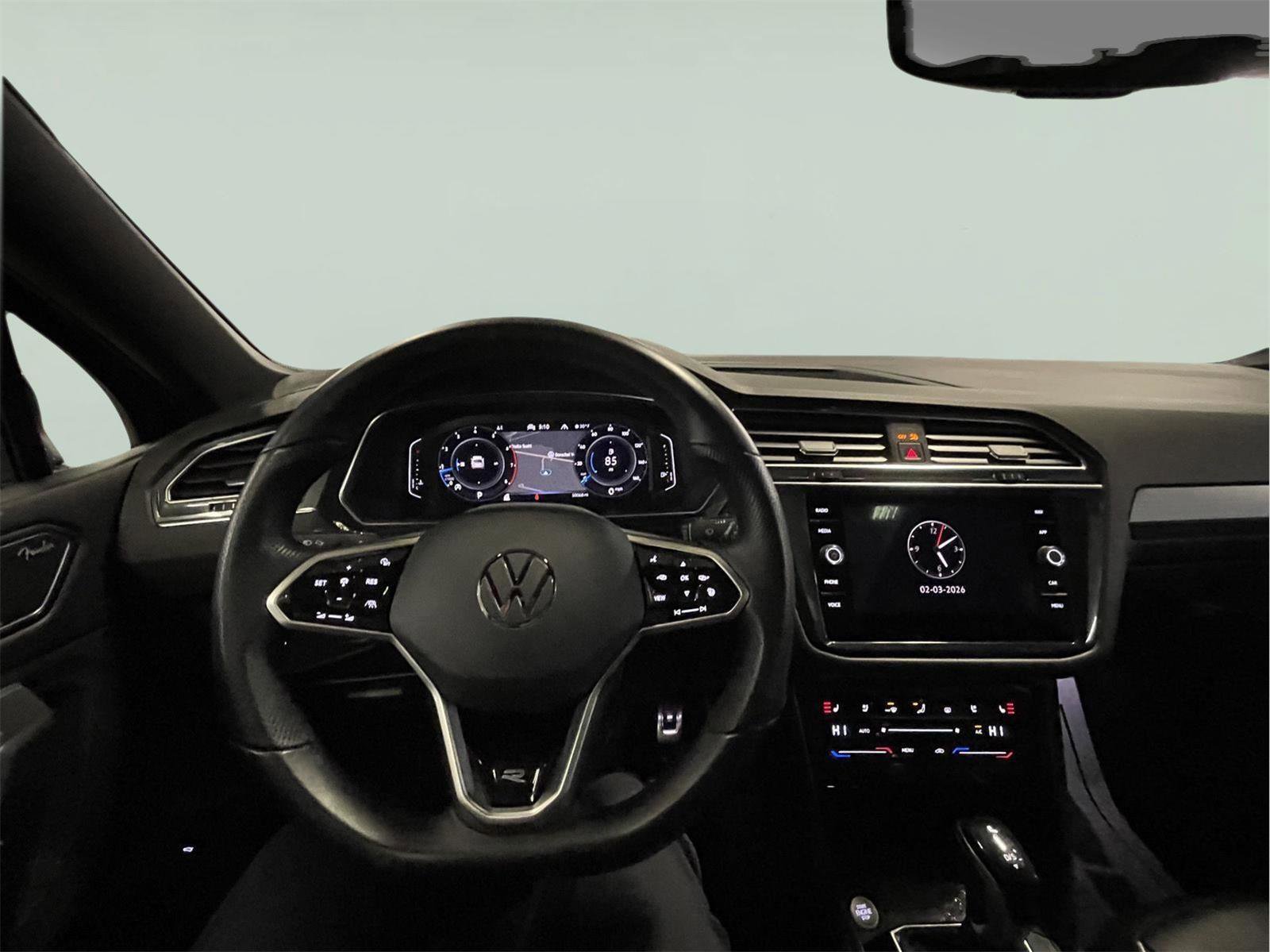 Used 2023 Volkswagen Tiguan SEL R-Line image 26