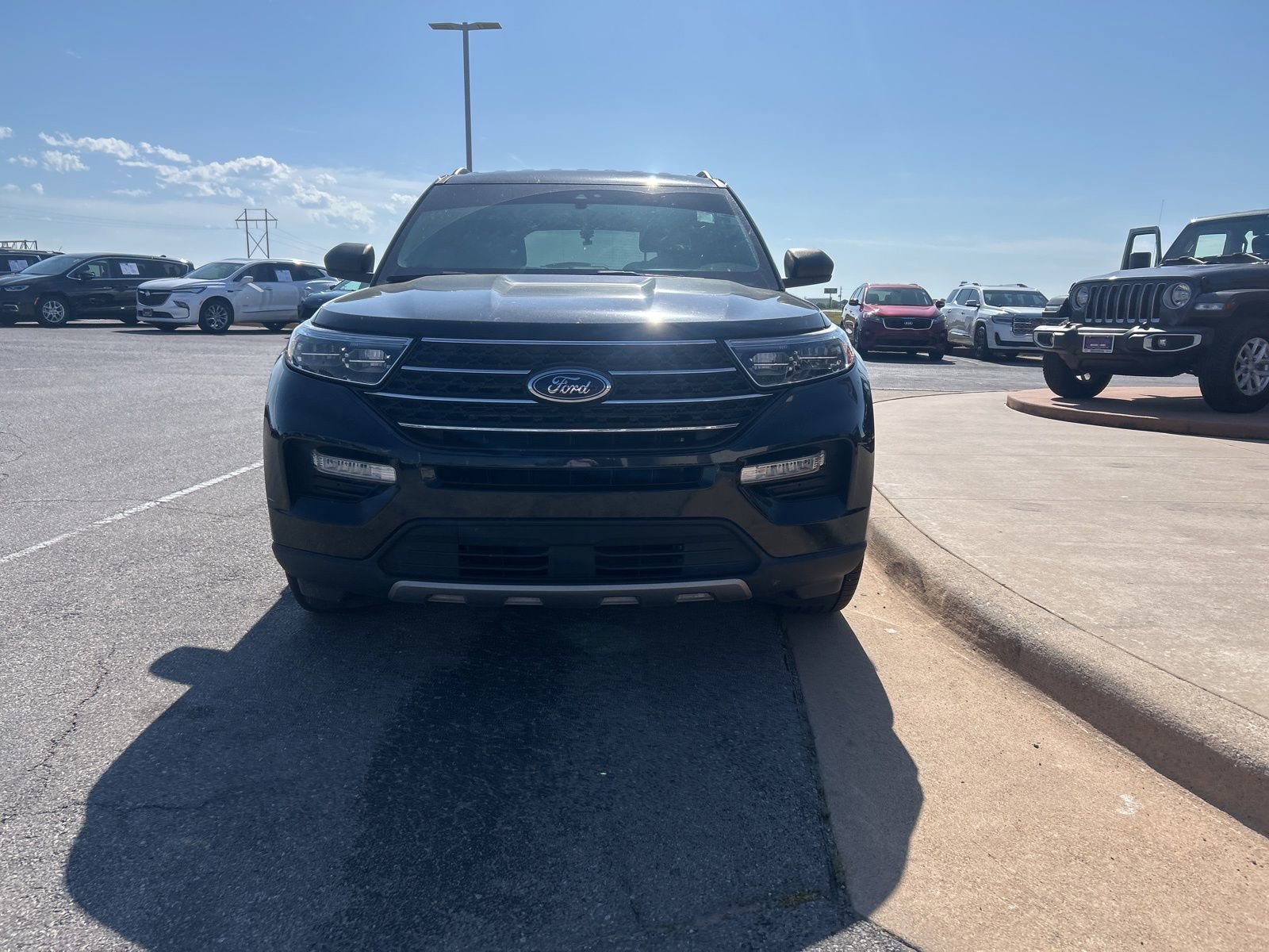 Used 2023 Ford Explorer XLT w/ Equipment Group 202A RWD video 2