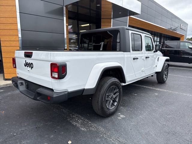 New 2025 Jeep Gladiator Sport image 27