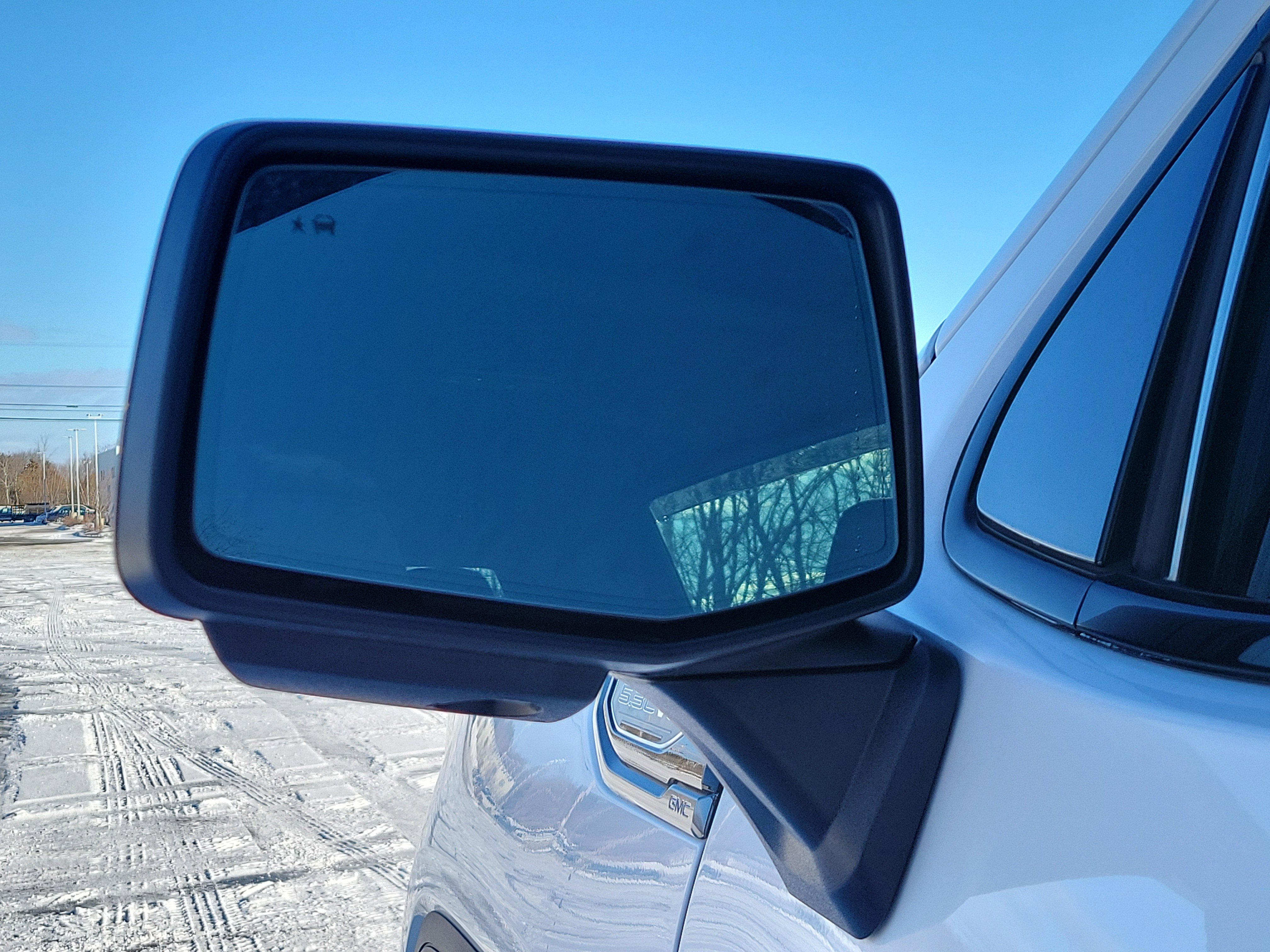 Used 2020 GMC Sierra 1500 AT4 w/ AT4 Premium Package image 10