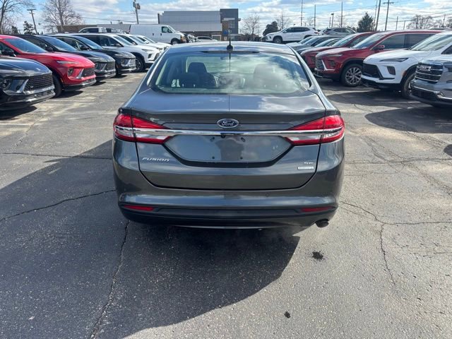 Used 2018 Ford Fusion SE image 6
