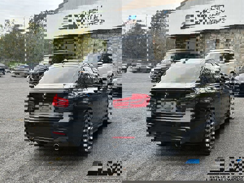 Used 2017 BMW 340i xDrive Sedan image 8