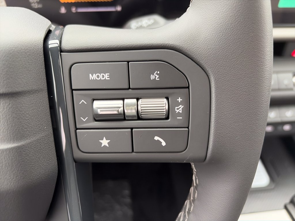 New 2027 Kia Seltos S FWD image 12