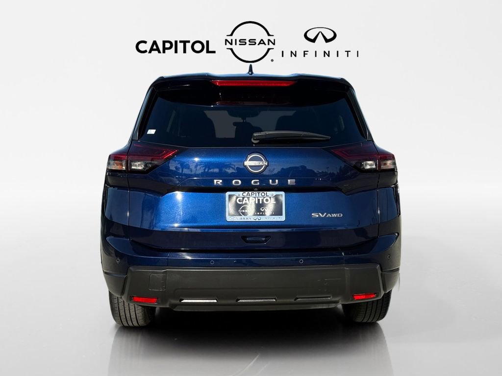 Used 2024 Nissan Rogue SV image 6
