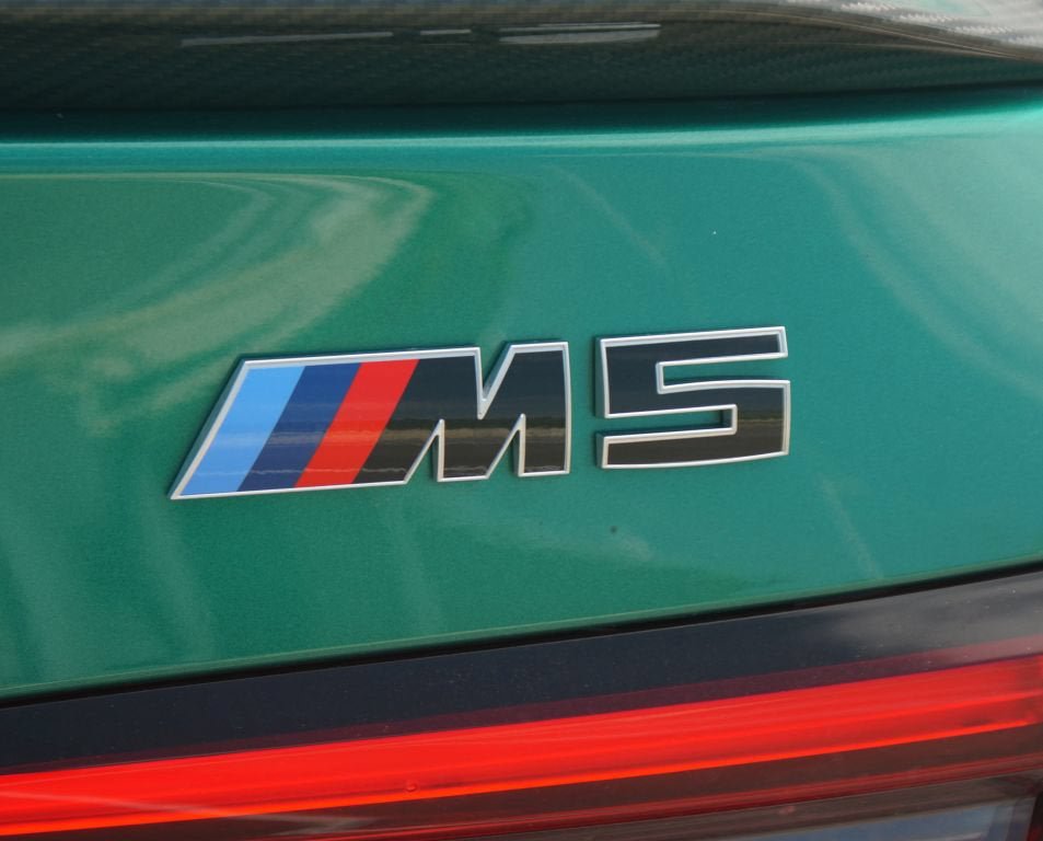 Used 2025 BMW M5 w/ Carbon Package AWD/4WD image 19