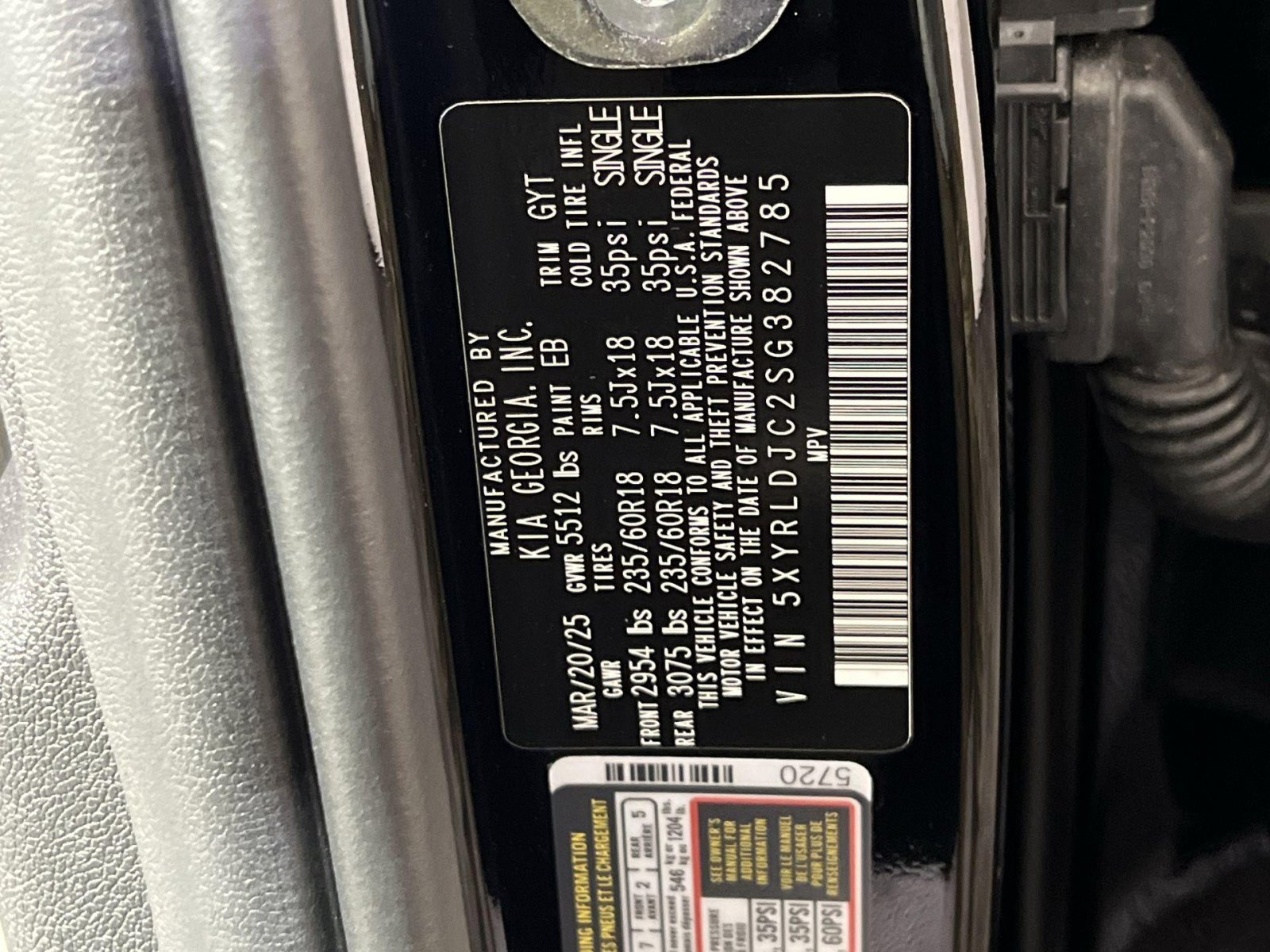 New 2025 Kia Sorento S image 36
