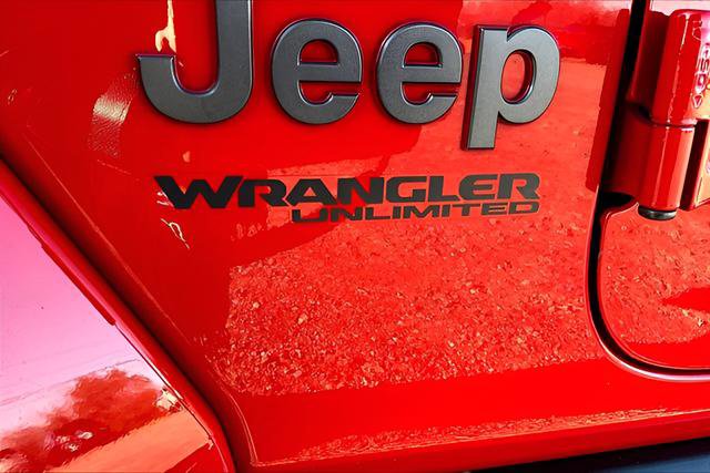 Used 2018 Jeep Wrangler Unlimited Rubicon image 32