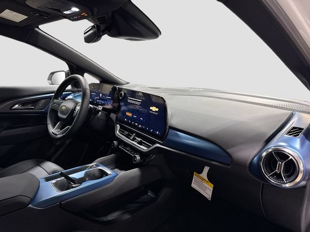 New 2026 Chevrolet Equinox EV LT FWD image 33
