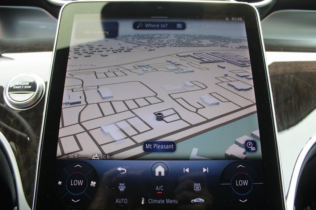 Used 2025 Mercedes-Benz GLC 350e image 40