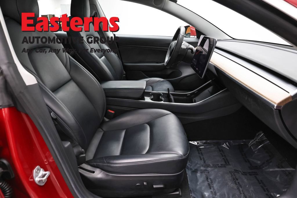 Used 2019 Tesla Model 3 Standard Range RWD image 17