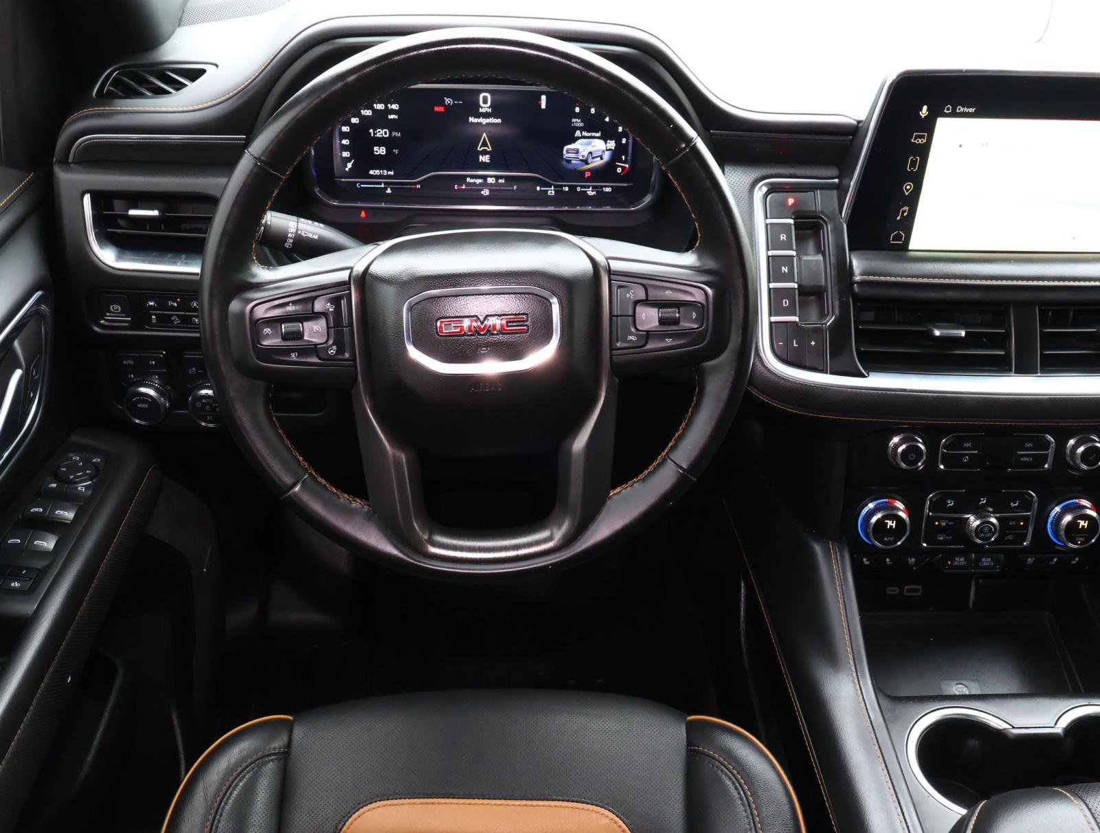 Used 2023 GMC Yukon AT4 w/ Technology Package image 11