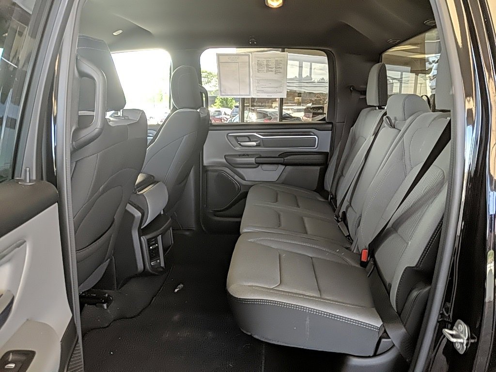Used 2021 RAM 1500 Big Horn image 10